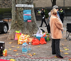 Omas gegen rechts DEMO